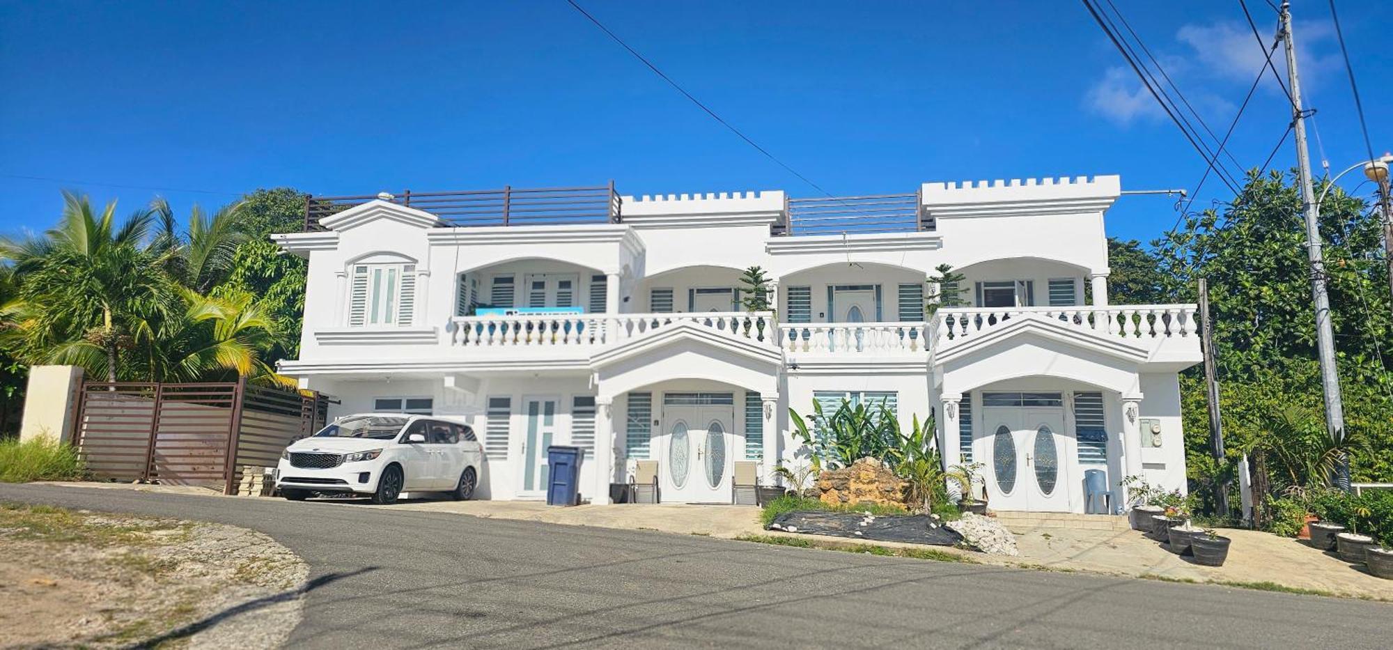 Discovery Beach Apartments Aguada Ngoại thất bức ảnh